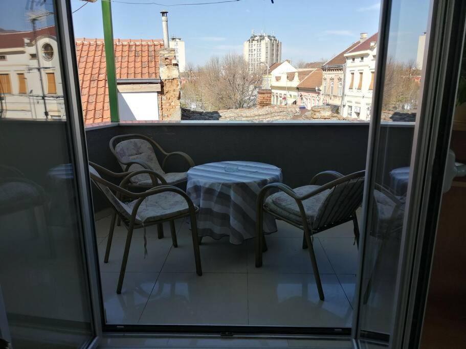 Apartman Natasa 3 Vrsac Extérieur photo