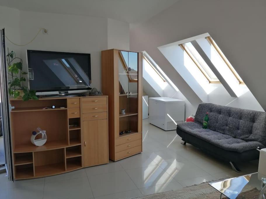 Apartman Natasa 3 Vrsac Extérieur photo